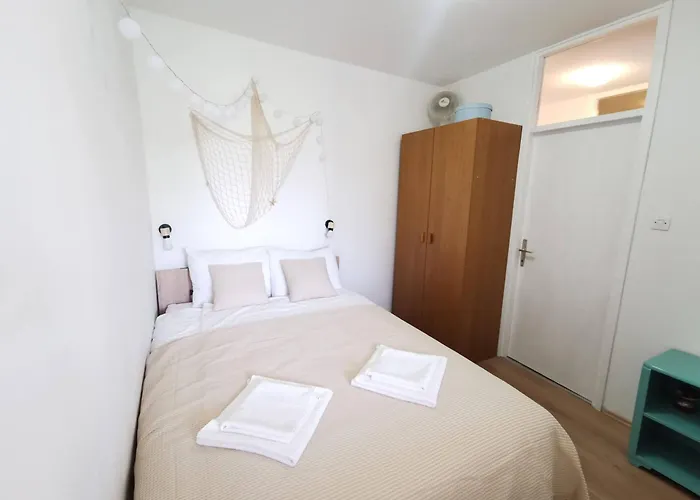 Luna In Biograd Center Apartment