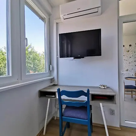 Luna In Biograd Center Apartament *